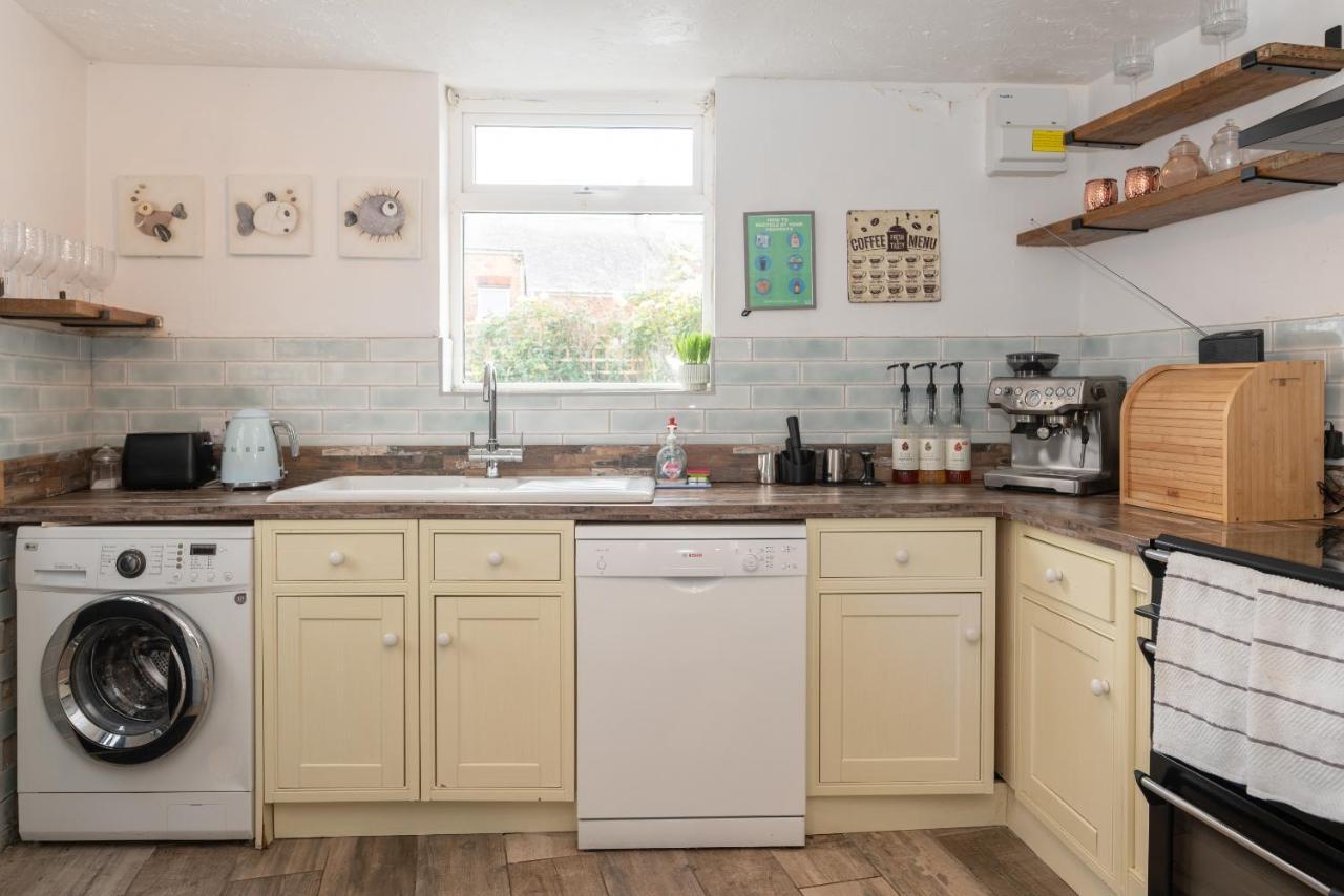 Belmont Villa - 4 Bed - Hot Tub Additional Cost - Sleeps 10-Tjs22Bv Ilfracombe Exteriér fotografie